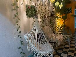 4CR-1M CASA EN EL CENTRO HISTORICO GETSE