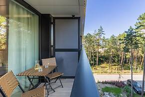 Shellter Suita Flora by Renters Prestige