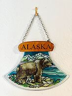 Log cabin in heart of Anchorage