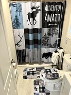 Log cabin in heart of Anchorage