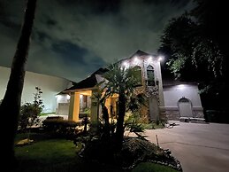 EURA near Houston Downtown