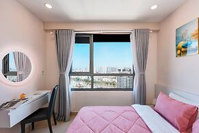 Gold View Saigon Riverside