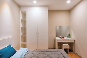 Gold View Saigon Riverside