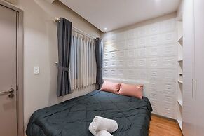 Gold View Saigon Riverside