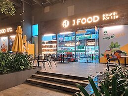 Gold View Saigon Riverside