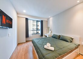 Gold View Saigon Riverside