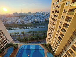 Gold View Saigon Riverside