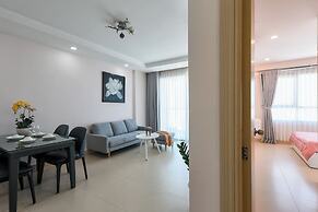 Gold View Saigon Riverside