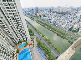Gold View Saigon Riverside
