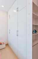 Gold View Saigon Riverside