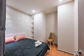 Gold View Saigon Riverside