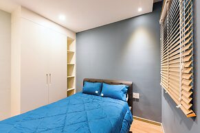 Gold View Saigon Riverside