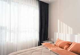 Gold View Saigon Riverside