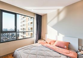 Gold View Saigon Riverside