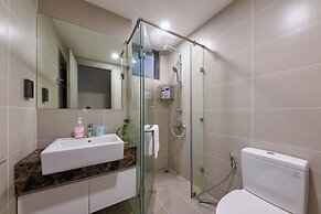 Gold View Saigon Riverside