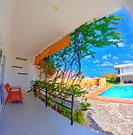 Divers Lodge Plumeria