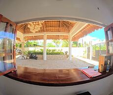 Divers Lodge Plumeria