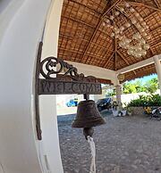 Divers Lodge Plumeria