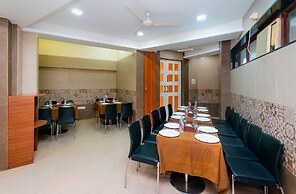 Treebo Laaiba Residency