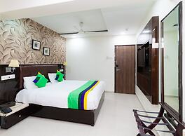 Treebo Laaiba Residency