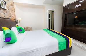 Treebo Laaiba Residency