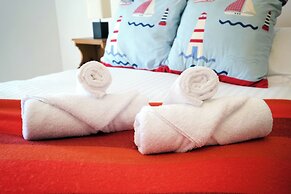 The Retreat - 5 Bedroom House - Horton