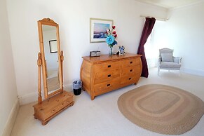 The Retreat - 5 Bedroom House - Horton