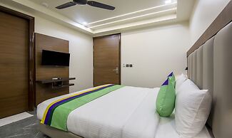 Treebo Royal Comfort