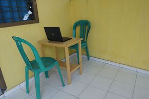 SPOT ON 92665 Yoko Kost Syariah