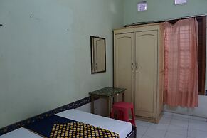 SPOT ON 92665 Yoko Kost Syariah