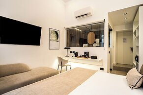 Mamalu Studios and Suites