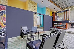 Capital O 92670 Borobudur Homestay