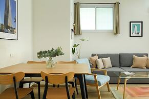 Simple Living in Tel Aviv by Sea N' Rent