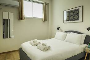 Simple Living in Tel Aviv by Sea N' Rent