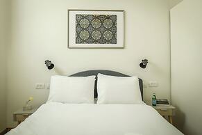 Simple Living in Tel Aviv by Sea N' Rent