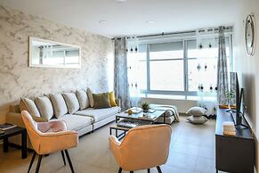 Comfy Haven in Netanya CTR by Sea N'Rent