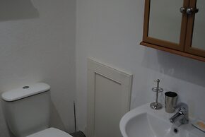 Spacious Cottage With Garden in Kirriemuir Centre