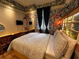 Rest Boutique Portobello