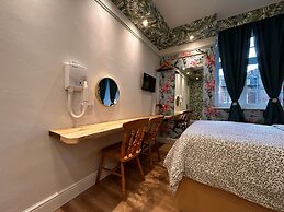 Rest Boutique Portobello