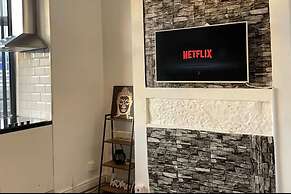 Comfy One Bed Room Flat Near Leeds City Centre