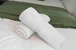 Cosy 3 Bed- Pet Friendly-free Parking-city Centre