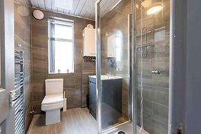Cosy 3 Bed- Pet Friendly-free Parking-city Centre