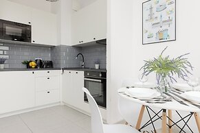 Pet-friendly Prymasa Warsaw by Renters