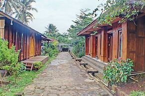 Capital O 92681 Randu Mas Hotel & Resort Taman Purbakala