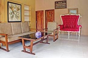 Capital O 92681 Randu Mas Hotel & Resort Taman Purbakala