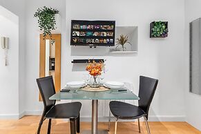 Serviced Studio Flat in Paddington London W2