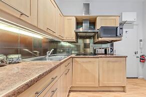 Immaculate 1-bed Studio in London