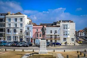 Immaculate 1-bed Apartment on Southsea