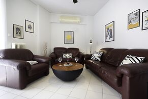 Renaissance City Apartment