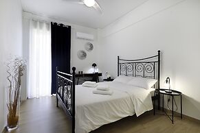 Renaissance City Apartment